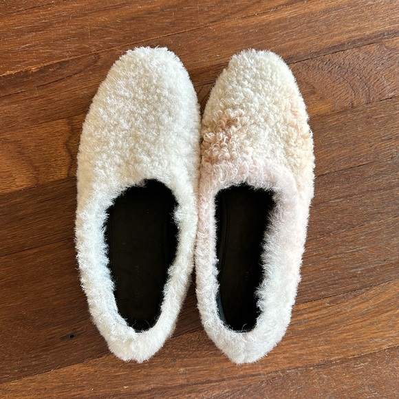 Celine Shearling Flats Shoes - Picture 5 of 8
